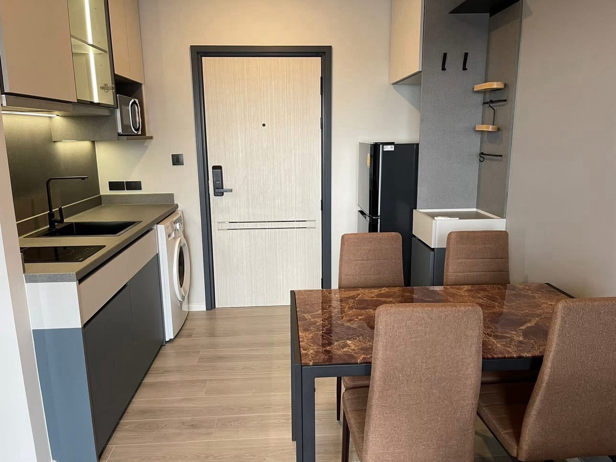 ให้เช่าคอนโดพระราม 3 สาธุประดิษฐ์ : เช่า The key rama 3 ( เดอะ คีย์ พระราม 3 )🛏️ 1 ห้องนอน 🛁 1 ห้องน้ำ 🛋️ 1 ห้องนั่งเล่น ขนาด 30 ตรม. อาคารเดียว ชั้น 15 🌅 วิวเมือง ✨ ราคา 16,000 บาท ✨ 