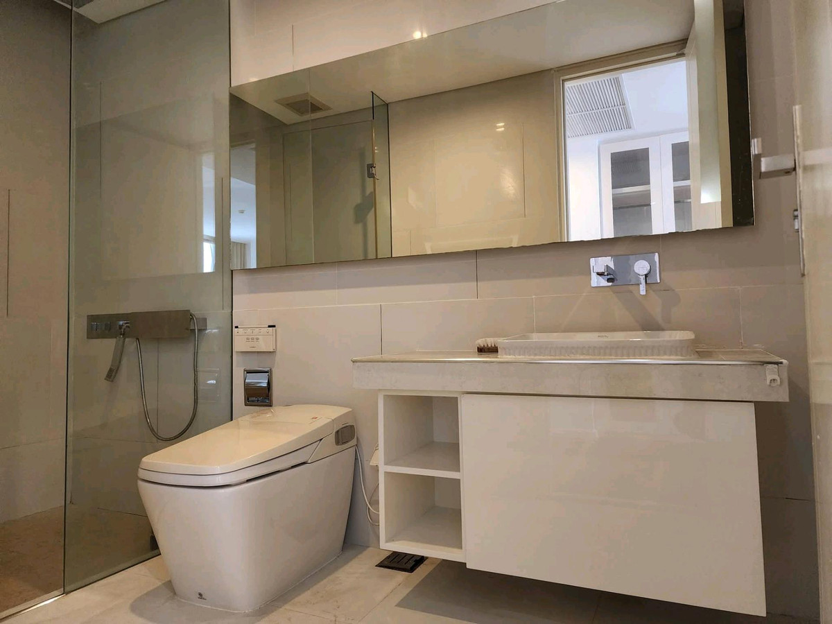 ให้เช่าคอนโดสาทร นราธิวาส : ✨ คอนโดหรูใจกลางสาทร ที่คนทำงานระดับ Executive 🚆 ติด BTS สุรศักดิ์ เดินทางสะดวก ประหยัดเวลาทุกวัน