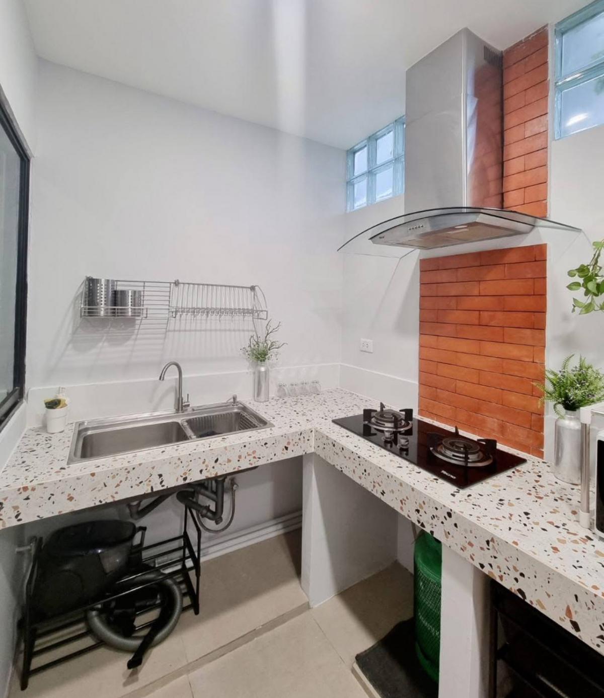 ให้เช่าทาวน์โฮมนวมินทร์ รามอินทรา : 19/02/2026, บ้านใหม่พร้อมอยู่ 3 นอน 2 น้ำ หลังมุม ใกล้ BTS สายหยุด เช่าพร้อมเฟอร์ฯ ครบ ติดสระว่ายน้ำ และฟิตเนส เดิน 10 ก้าวถึง!