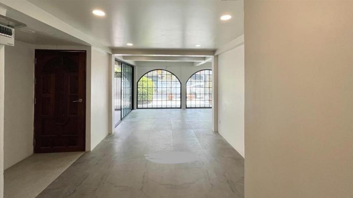 ขายสำนักงานรัชดา ห้วยขวาง : 28/02/2026, บ้านหรู 4 ห้องนอน 200 ตรม ใจกลางสุทธิสาร ราคา 19 ล้าน ลงตัวทุกฟังก์ชัน ใกล้รถไฟฟ้า เดินทางสะดวกมาก