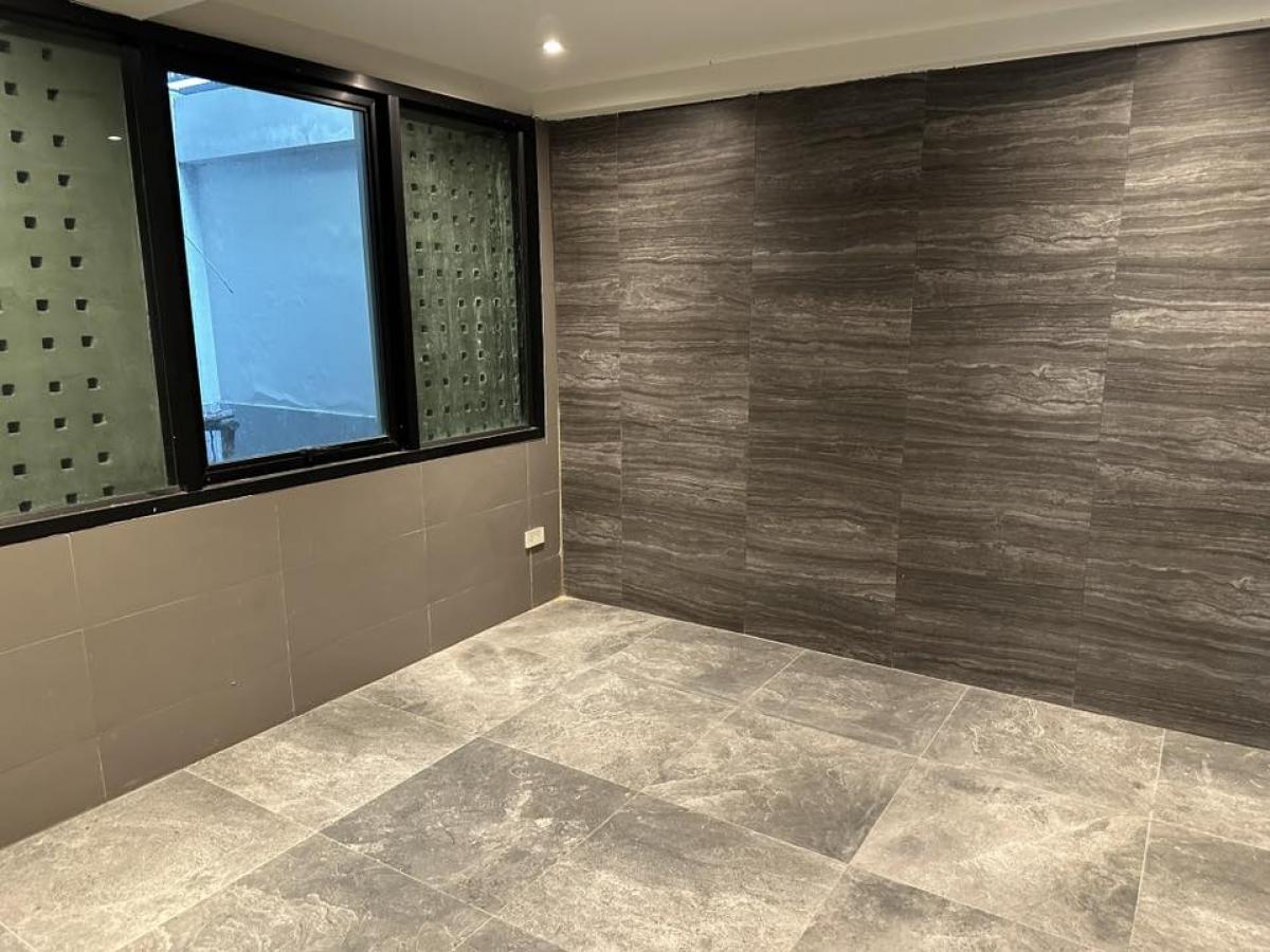 ขายสำนักงานรัชดา ห้วยขวาง : 28/02/2026, บ้านหรู 4 ห้องนอน 200 ตรม ใจกลางสุทธิสาร ราคา 19 ล้าน ลงตัวทุกฟังก์ชัน ใกล้รถไฟฟ้า เดินทางสะดวกมาก