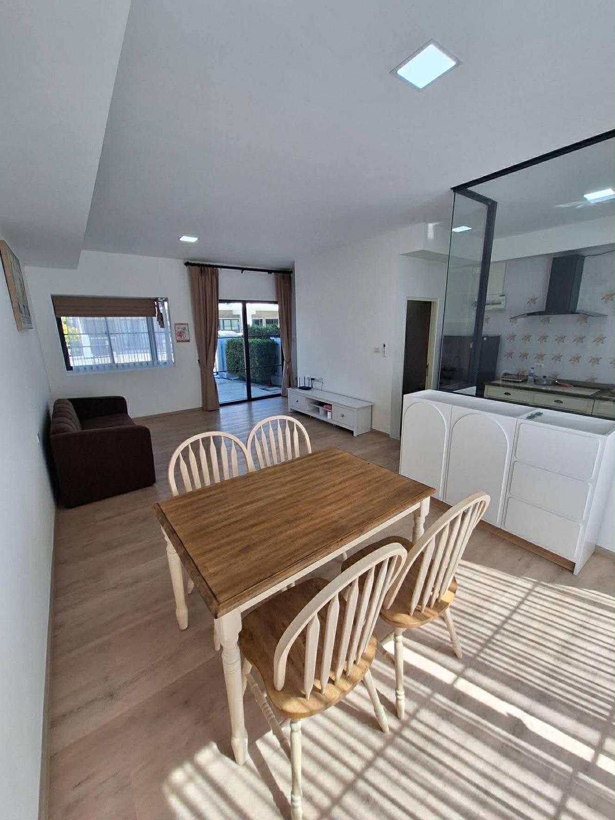 ขายทาวน์โฮมบางนา แบริ่ง ลาซาล : 03/04/2026, เช่าหรือซื้อ Villaggio 3 ศรีนครินทร์-บางนา บ้านใหม่ 3 นอน 3 น้ำ พร้อมอยู่ 
ใกล้เมกาบางนา เริ่มต้น 30,000 บาท/เดือน หรือ 4.89 ล้านเท่านั้น! 0642748883