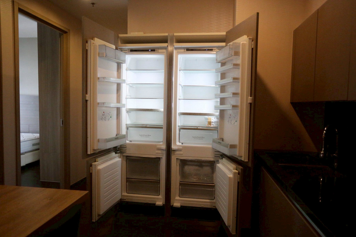 For RentCondoSukhumvit, Asoke, Thonglor : Condo The XXXIX by Sansiri, convenient travel, close to BTS, has a shuttle, fully furnished, ready to move in!