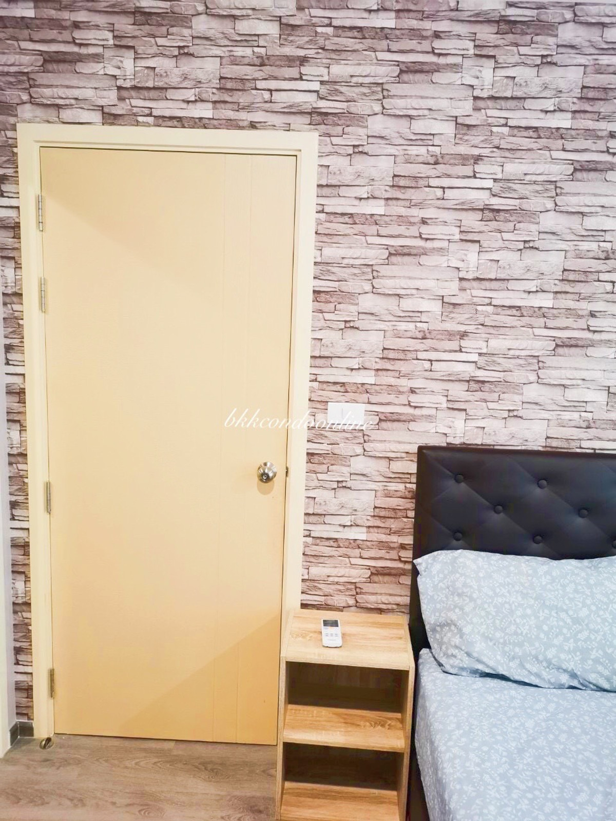 ให้เช่าคอนโดพัฒนาการ ศรีนครินทร์ : Condo for rent: Rich park@triple Station Huamark