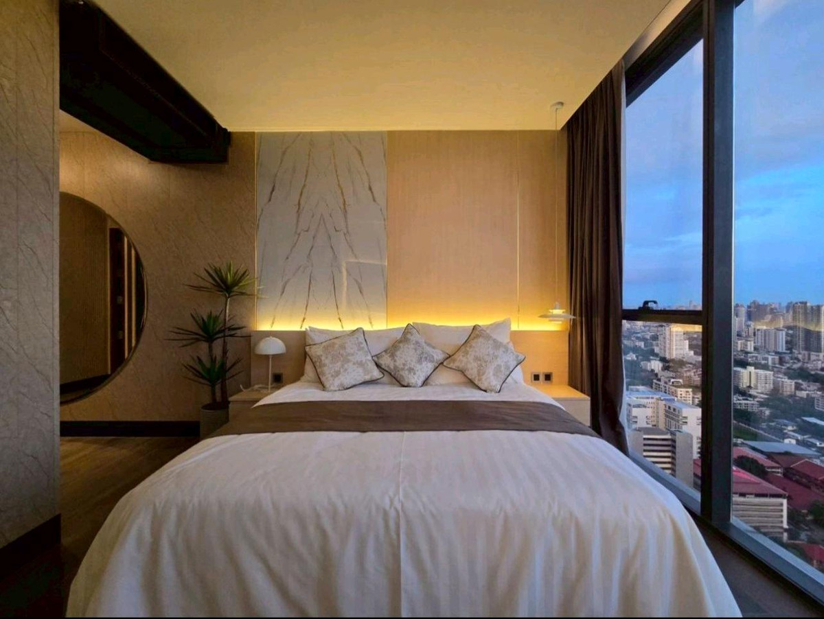 CondoRama9, Petchburi, RCA : The Ultimate Trophy Asset : Brand New Ultra-Luxury Duplex Penthouse at 📍THE ESSE at Singha Complex | 300 Sq.m. Panoramic Skyline Views🚀