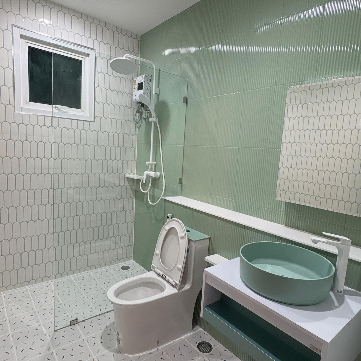 For RentHouseLadkrabang, Suwannaphum Airport : P-2929 For rent! Golden Nakara On Nut 65 ready to move in.