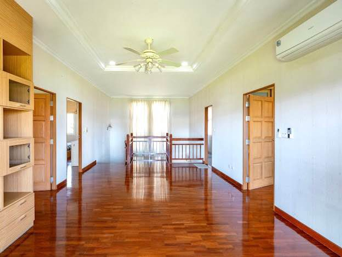 For RentHouseBangna, Bearing, Lasalle : P-2934 Urgent for rent! 2-story detached house in Soi Lasalle Village. Srinakarin side, ready to move in