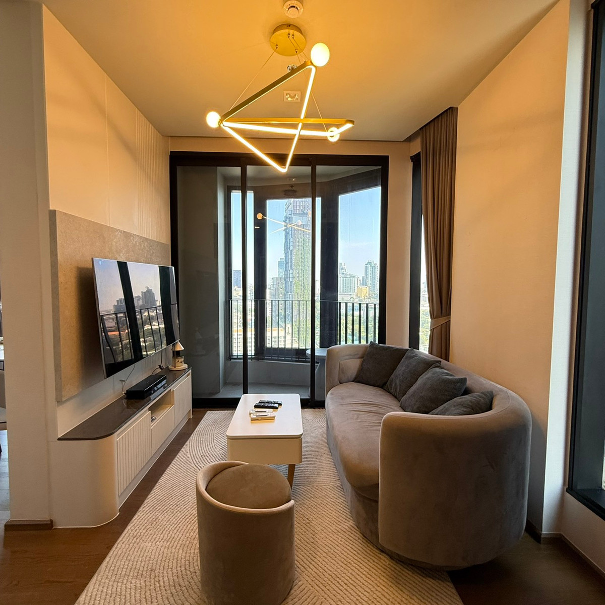 For RentCondoSukhumvit, Asoke, Thonglor : (Rent) Ideo Q sukhumvit 36, fully furnished, complete electrical appliances. Beautiful room, high floor, unblocked view.