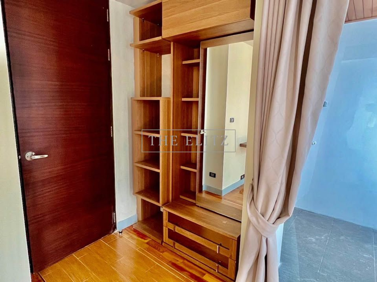 For SaleCondoSilom, Saladaeng, Bangrak : ✨Urgent sale: Quad Silom, good location, good direction, this price cant be found anywhere else in this area 🎉