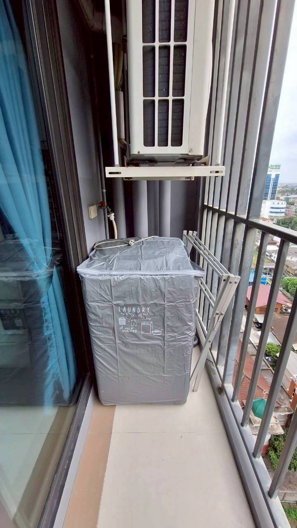 ให้เช่าคอนโดพัฒนาการ ศรีนครินทร์ : Condo for rent: Rich park@triple Station Huamark (ห้องสวย พร้อมอยู่)