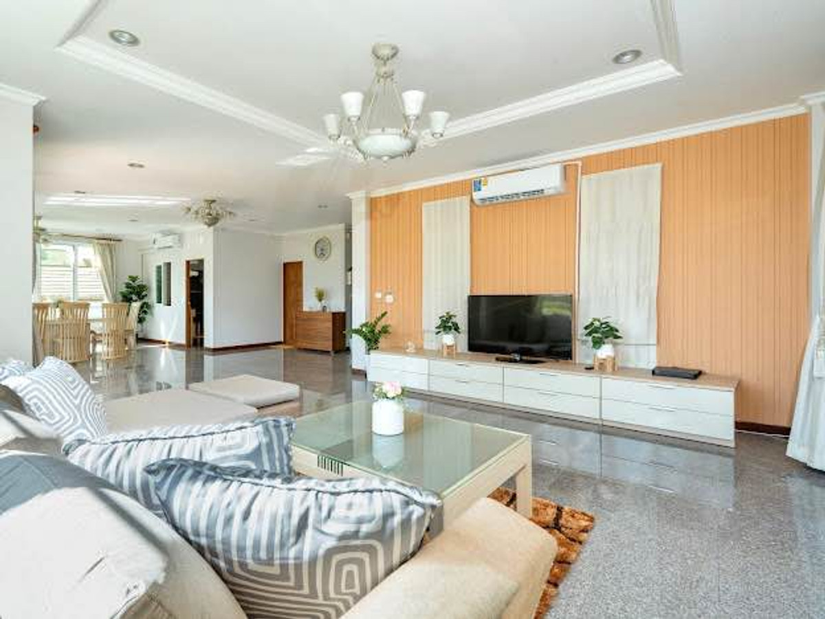 For RentHouseBangna, Bearing, Lasalle : P-2934 Urgent for rent! 2-story detached house in Soi Lasalle Village. Srinakarin side, ready to move in