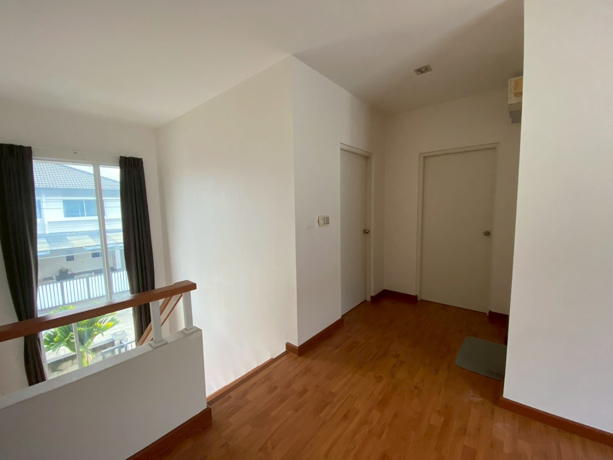 ให้เช่าบ้านนวมินทร์ รามอินทรา : ให้เช่าด่วน บ้านเดี่ยว 4 ห้องนอน หลังมุม  พร้อมเข้าอยู่ ใกล้ทางด่วน สุขาภิบาล 5 สนามบินดอนเมือง 