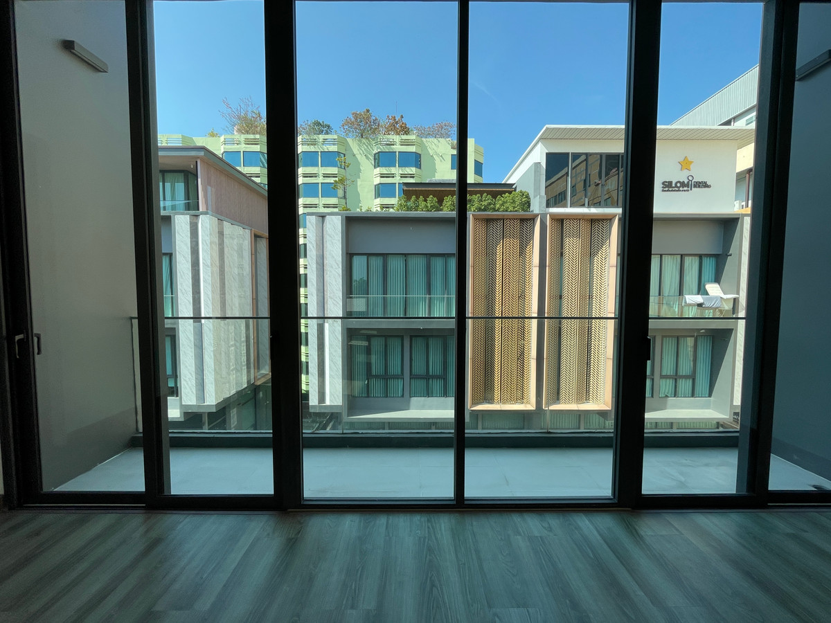 For SaleHome OfficeRamkhamhaeng, Hua Mak : Luxurious 5-story home office for sale, Metier Rama 9 project (Metier Rama 9), designed under the concept of superiority. Private parking for up to 6 cars