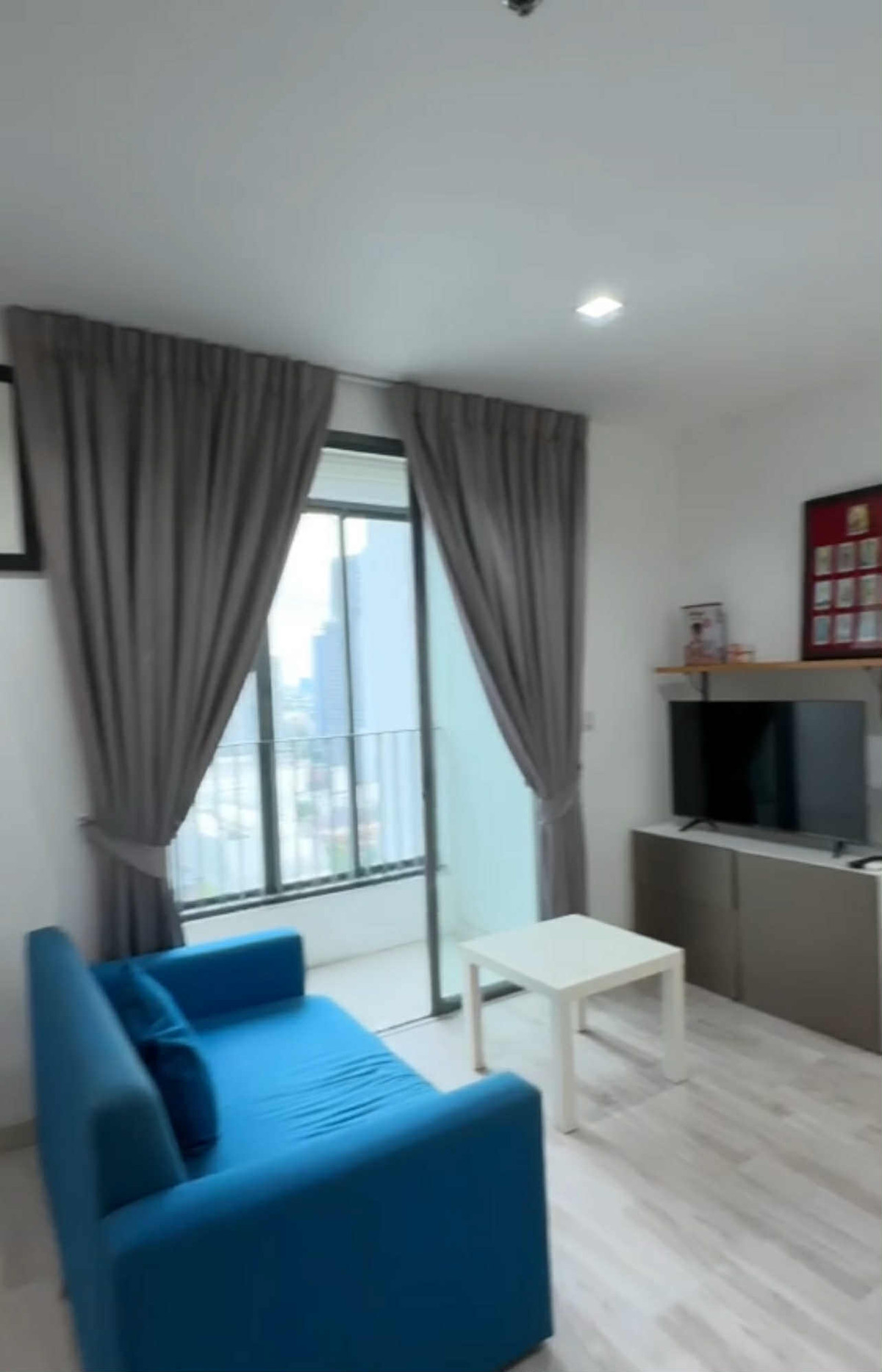 ขายคอนโดอ่อนนุช อุดมสุข : ขายคอนโด Ideo Mobi Sukhumvit 81 ราคา 5,200,000 บาท [NCs260110]