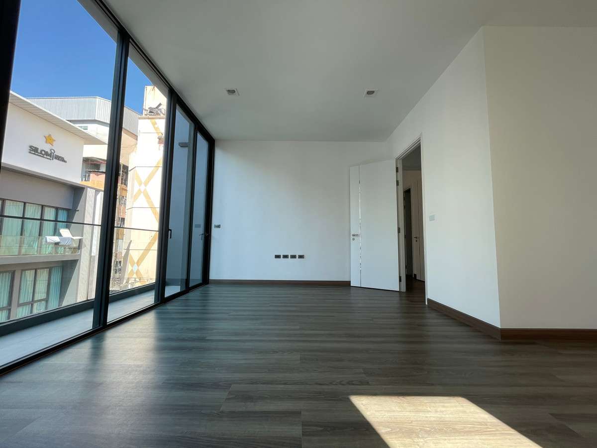 For SaleHome OfficeRamkhamhaeng, Hua Mak : Luxurious 5-story home office for sale, Metier Rama 9 project (Metier Rama 9), designed under the concept of superiority. Private parking for up to 6 cars