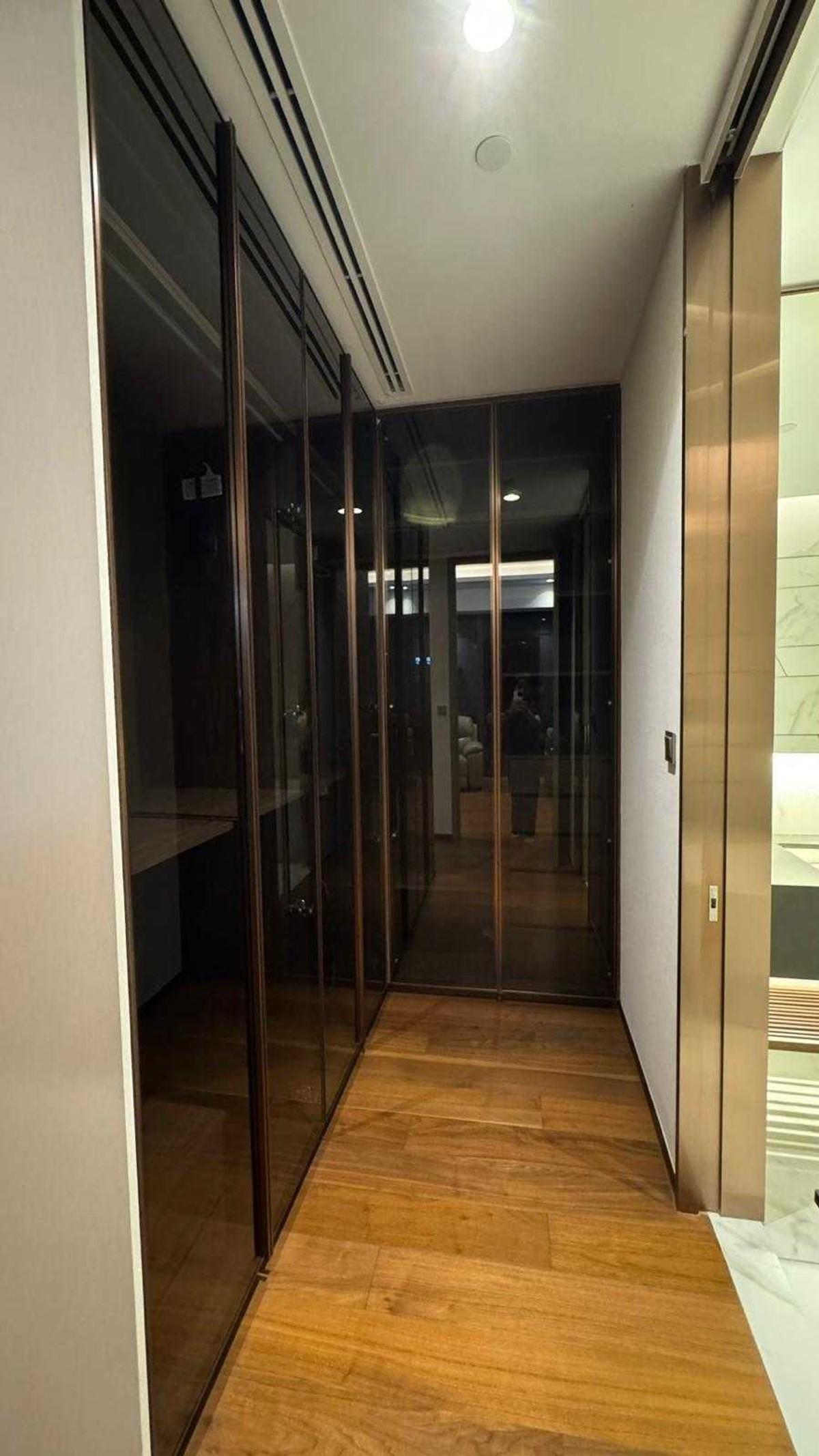 For RentCondoSukhumvit, Asoke, Thonglor : Luxury condo at The Estelle PhromPhong, convenient transportation, close to BTS, shuttle available, beautifully decorated room, fully furnished, ready to move in!