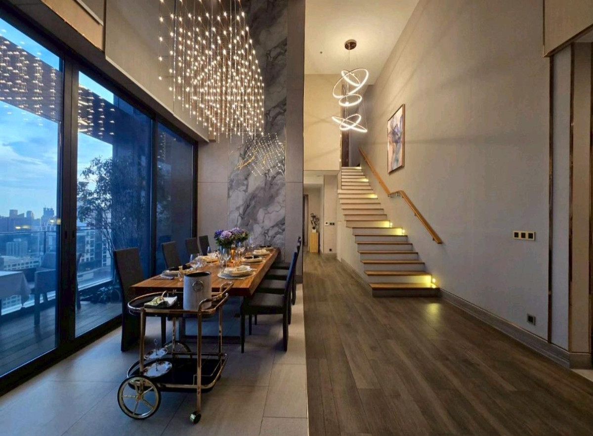 CondoRama9, Petchburi, RCA : The Ultimate Trophy Asset : Brand New Ultra-Luxury Duplex Penthouse at 📍THE ESSE at Singha Complex | 300 Sq.m. Panoramic Skyline Views🚀