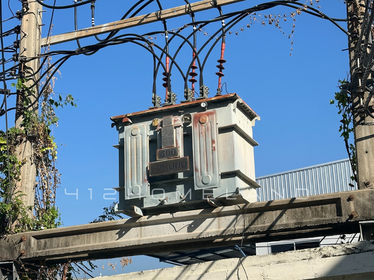 For SaleFactorySamut Prakan,Samrong : Factory + office for sale, 1,300 sq m., purple layout, area 1 rai, industrial location, water and electricity ready, large vehicles easy to get in and out.