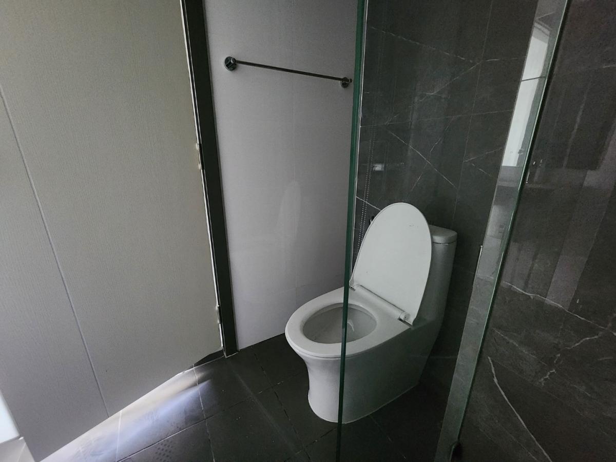 For SaleCondoRayong : 🔥Urgent Sale🔥 Brixton Rayong, Fully Furnished, Ready to Move In.