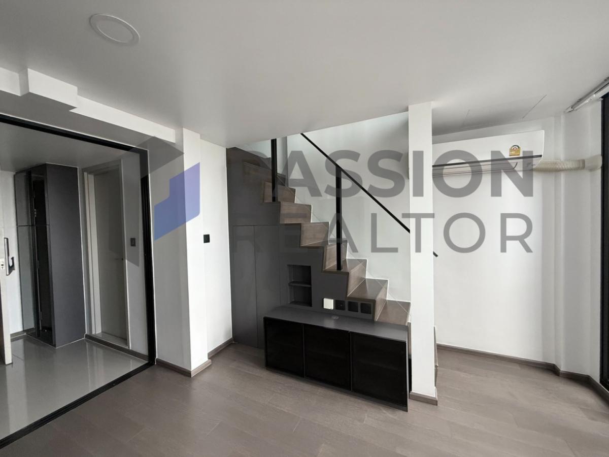 ขายคอนโดสยาม จุฬา สามย่าน : 🔥ขายด่วน🔥พาร์ค ออริจิ้น จุฬา สามย่าน ใกล้สถานีรถไฟฟ้า MRT หัวลำโพง เฟอร์นิเจอร์ครบ พร้อมเข้าอยู่