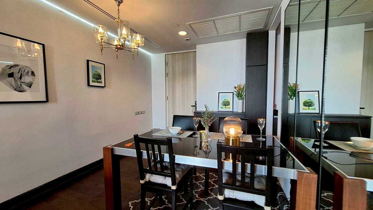 For RentCondoSukhumvit, Asoke, Thonglor : Condo The Lumpini 24, convenient travel, near BTS, there is a shuttle, beautiful room, fully furnished, ready to move in!!