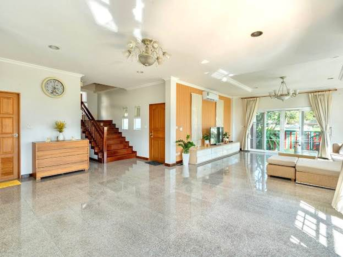 For RentHouseBangna, Bearing, Lasalle : P-2934 Urgent for rent! 2-story detached house in Soi Lasalle Village. Srinakarin side, ready to move in