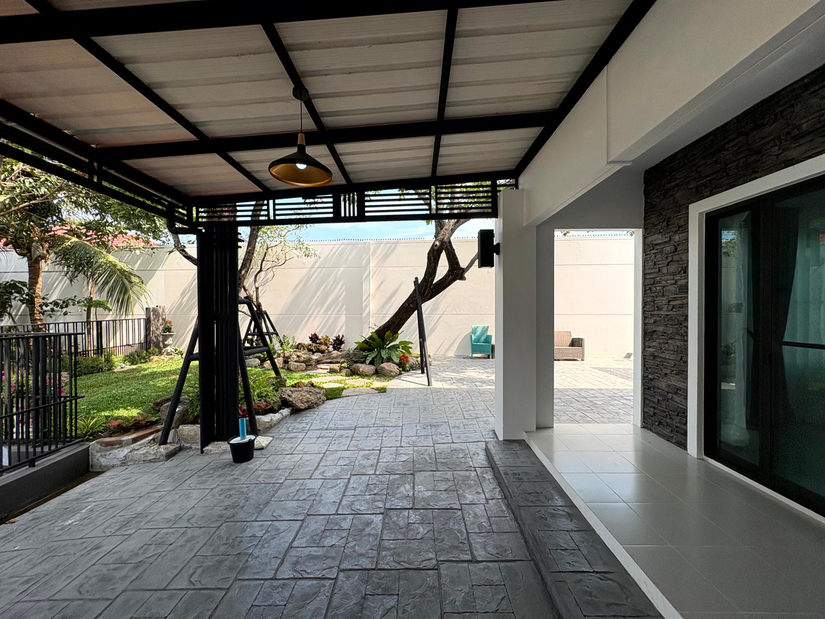 For SaleHouseBangna, Bearing, Lasalle : If you are looking for a house with a quiet corner. But close to convenience The latter is the answer, Manthana 1 Bangna Km.7.