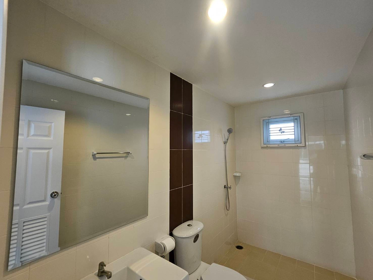 For RentHouseNonthaburi, Bang Yai, Bangbuathong : Single house for rent in Bang Yai | Widest backyard in the project, next to the main road | Near Central Westgate & MRT Pruksa Village Scenery 28