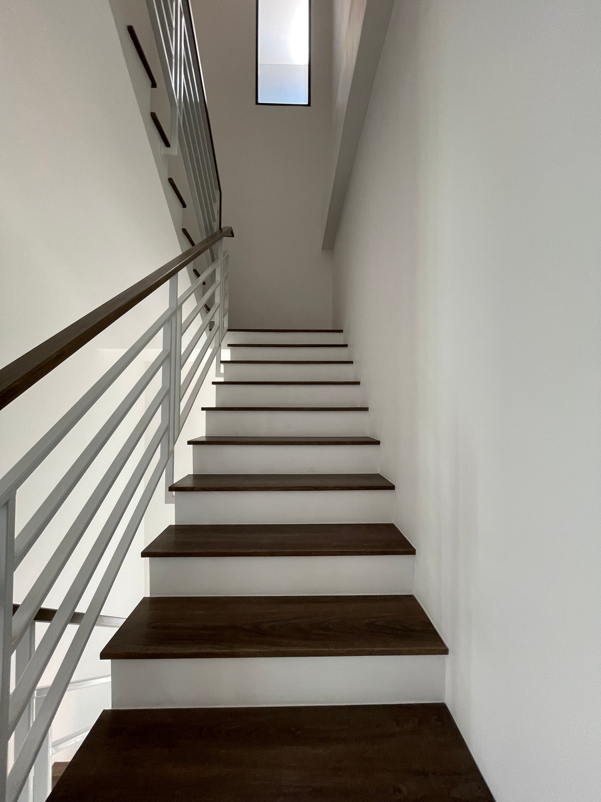 For SaleHome OfficeRamkhamhaeng, Hua Mak : Luxurious 5-story home office for sale, Metier Rama 9 project (Metier Rama 9), designed under the concept of superiority. Private parking for up to 6 cars