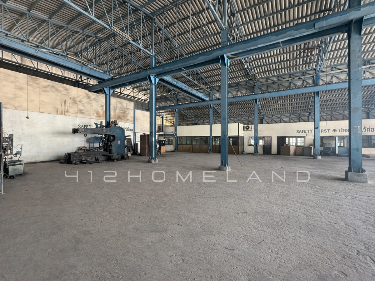 For SaleFactorySamut Prakan,Samrong : Factory + office for sale, 1,300 sq m., purple layout, area 1 rai, industrial location, water and electricity ready, large vehicles easy to get in and out.
