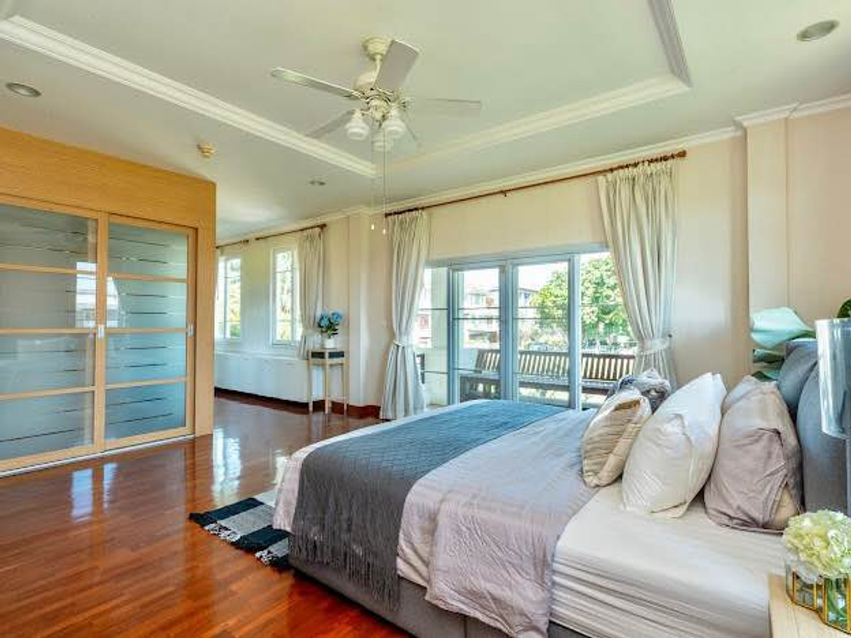 For RentHouseBangna, Bearing, Lasalle : P-2934 Urgent for rent! 2-story detached house in Soi Lasalle Village. Srinakarin side, ready to move in