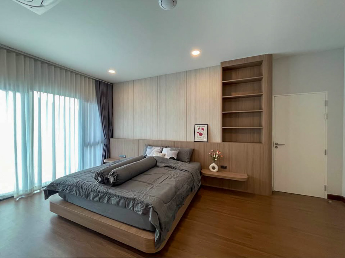 ให้เช่าบ้านบางนา แบริ่ง ลาซาล : The City Bangna 3 บ้านเดี่ยว 4 ห้องนอน 5 ห้องน้ำ พร้อมที่จอด 3 คัน ใกล้ Mega Bangna Please call: 062-496-6454