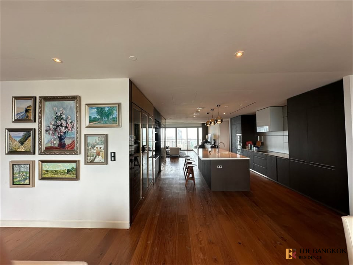 For SaleCondoWitthayu, Chidlom, Langsuan, Ploenchit : 💎 Rare Ultra Luxury  Unit⛳ Stunning Sport Club View - 185 Rajadamri  Near Bts Ratchadamri 