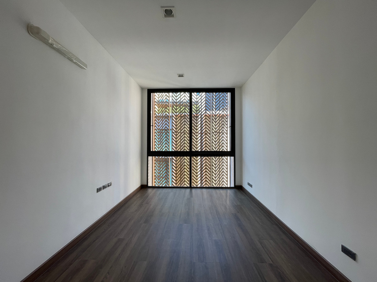 For SaleHome OfficeRamkhamhaeng, Hua Mak : Luxurious 5-story home office for sale, Metier Rama 9 project (Metier Rama 9), designed under the concept of superiority. Private parking for up to 6 cars