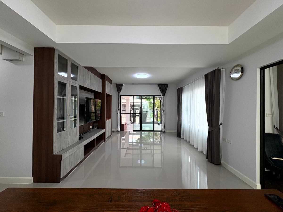 For SaleHouseBangna, Bearing, Lasalle : If you are looking for a house with a quiet corner. But close to convenience The latter is the answer, Manthana 1 Bangna Km.7.
