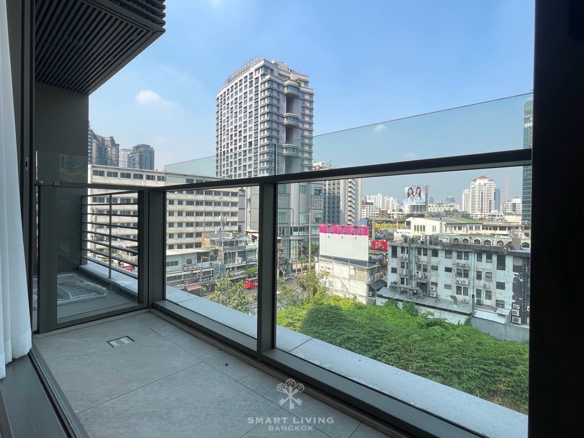 CondoSukhumvit, Asoke, Thonglor : Investment 1 Bedroom Condo for Rent or Sale at The Strand Thonglor