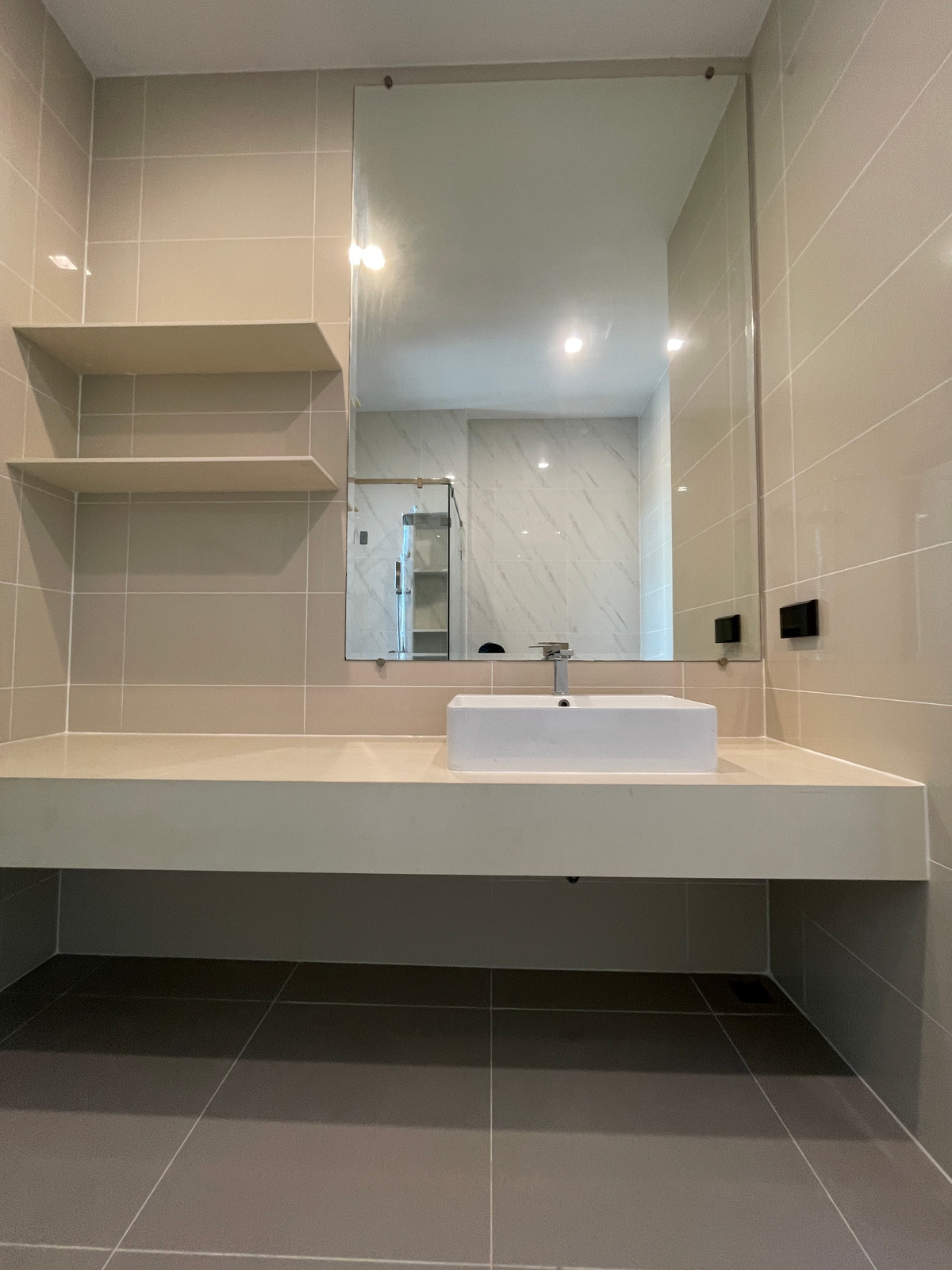 For SaleHome OfficeRamkhamhaeng, Hua Mak : Luxurious 5-story home office for sale, Metier Rama 9 project (Metier Rama 9), designed under the concept of superiority. Private parking for up to 6 cars