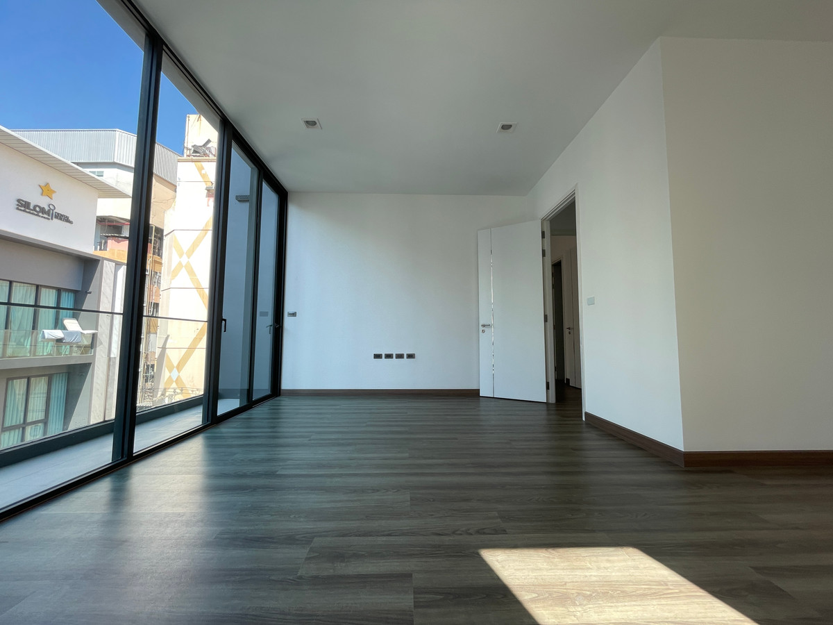 For SaleHome OfficeRamkhamhaeng, Hua Mak : Luxurious 5-story home office for sale, Metier Rama 9 project (Metier Rama 9), designed under the concept of superiority. Private parking for up to 6 cars