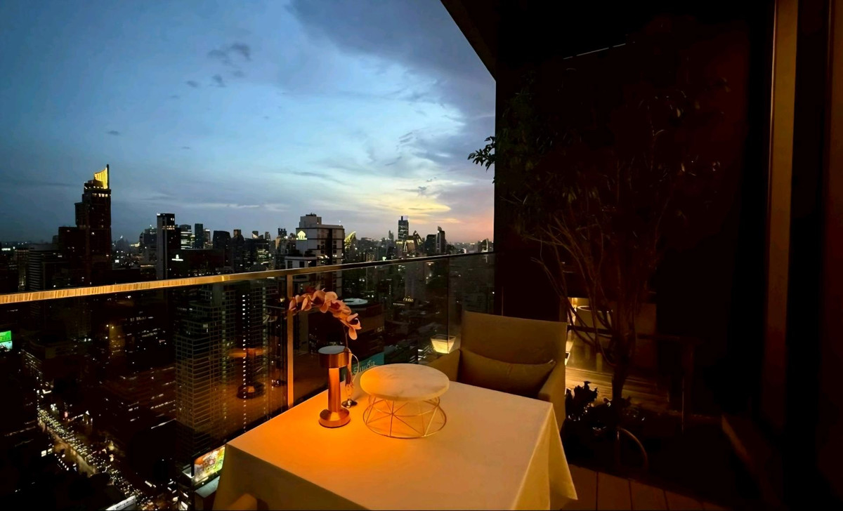 CondoRama9, Petchburi, RCA : The Ultimate Trophy Asset : Brand New Ultra-Luxury Duplex Penthouse at 📍THE ESSE at Singha Complex | 300 Sq.m. Panoramic Skyline Views🚀