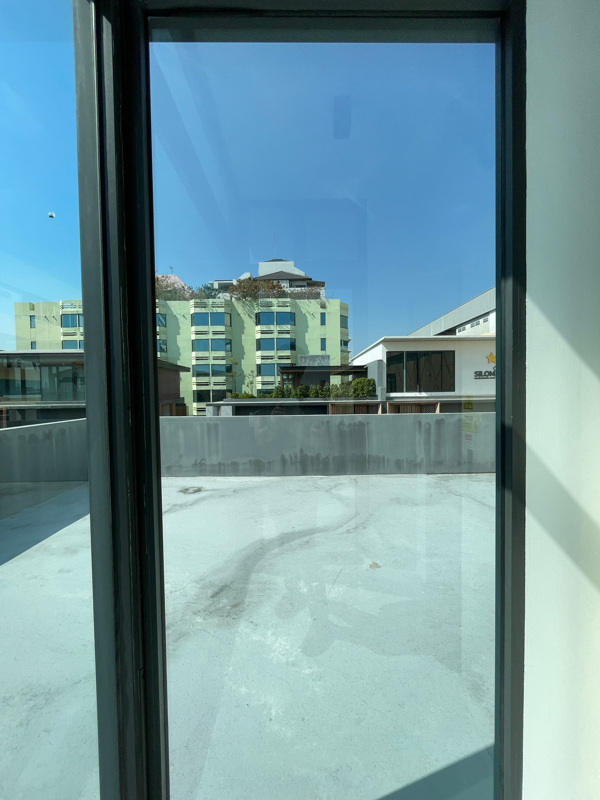 For SaleHome OfficeRamkhamhaeng, Hua Mak : Luxurious 5-story home office for sale, Metier Rama 9 project (Metier Rama 9), designed under the concept of superiority. Private parking for up to 6 cars