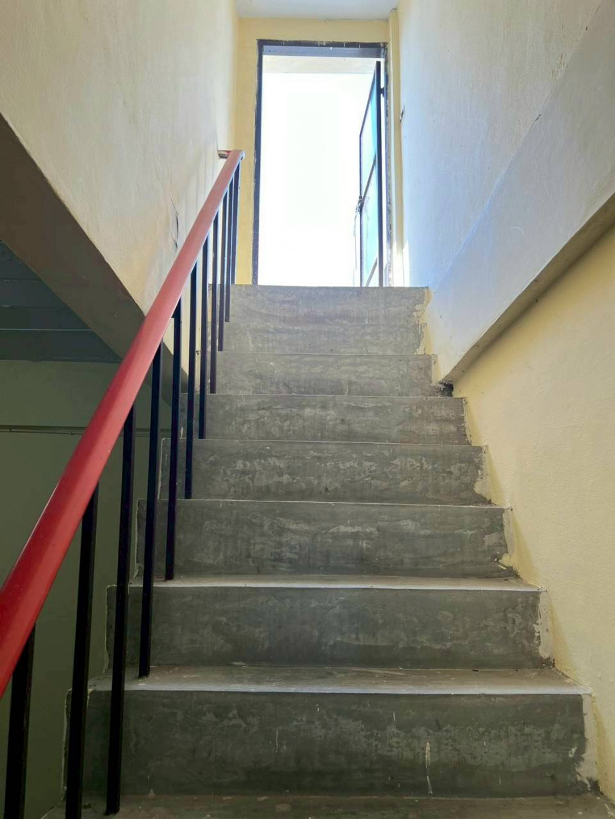 For SaleHome OfficeMin Buri, Romklao : Commercial building for sale, 3.5 floors, Sri Prajak Villa 1-2 (Ramkhamhaeng 156), Saphan Sung District, Bangkok, price 3,700,000 baht.