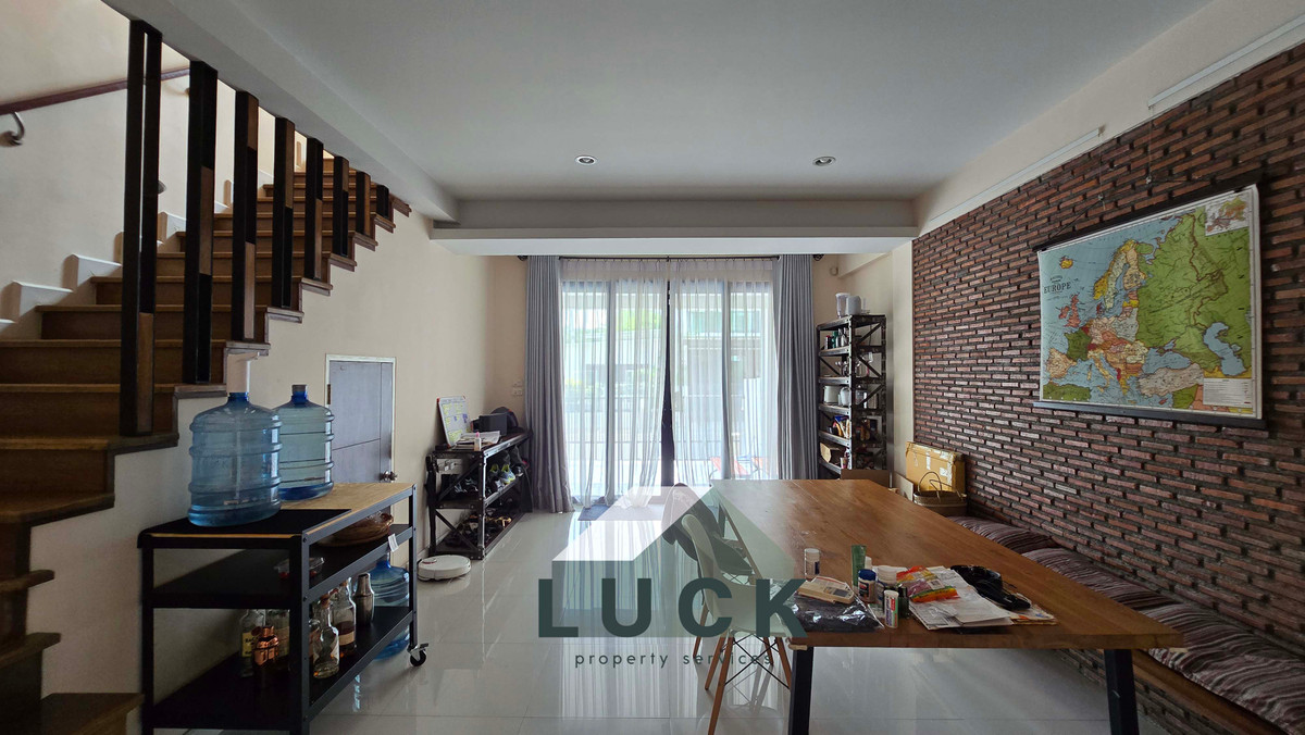 ขายทาวน์โฮมอ่อนนุช อุดมสุข : LUCK 🏠ขายทาวน์โฮม Bless Town สุขุมวิท 50 ทาวน์โฮม Modern 3.5 ชั้น ใกล้ทางด่วน สภาพดี พร้อมใช้!!!