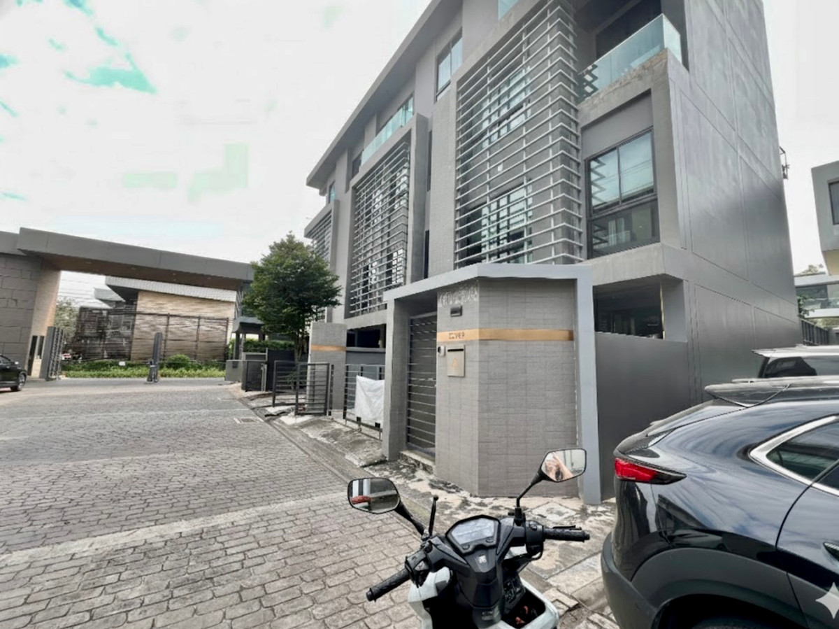 ให้เช่าโฮมออฟฟิศเลียบทางด่วนรามอินทรา : ให้เช่า ARCO Home Office 4 ชั้น | หลังมุม ทำเล Prime Ekkamai–Ramintra | พื้นที่ใหญ่ 395 ตร.ม. | จอดรถได้สูงสุด 6 คัน