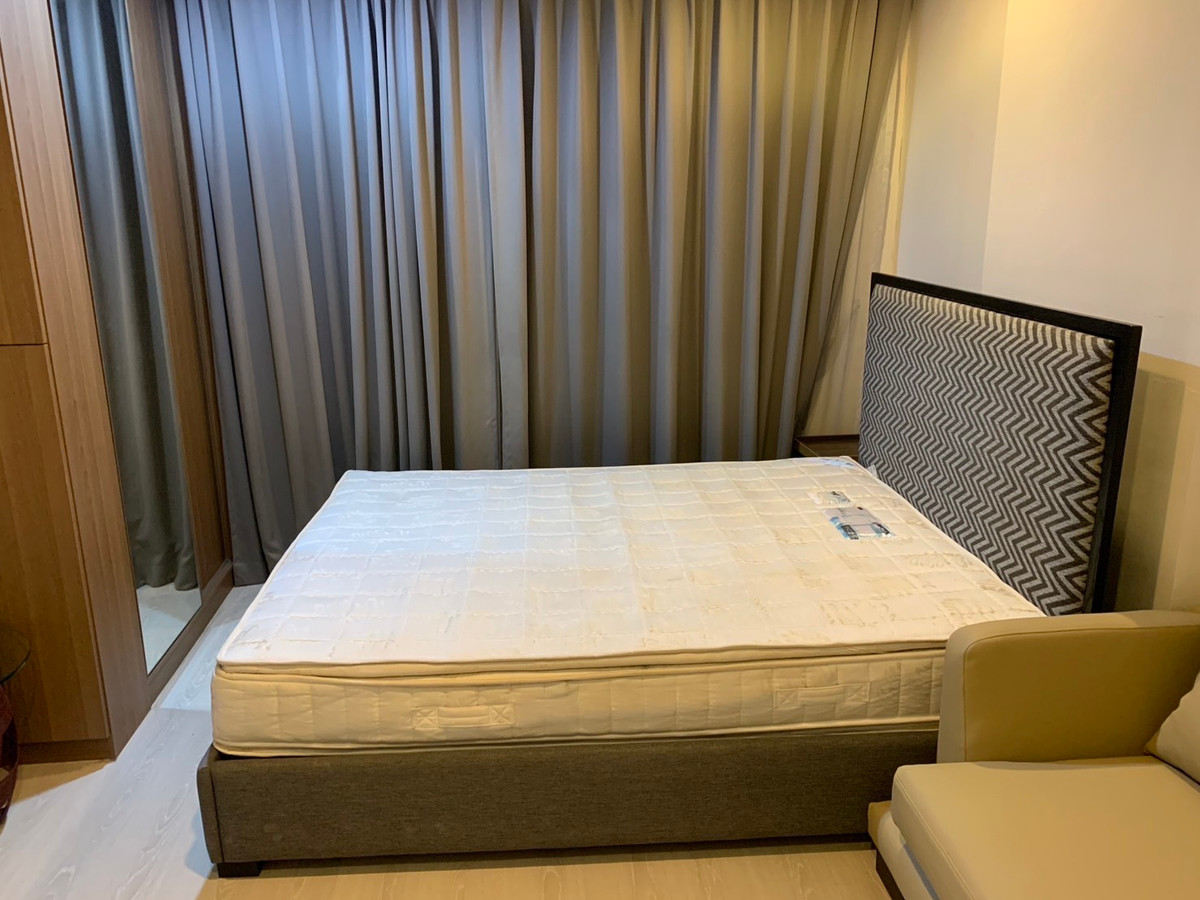 ขายคอนโดท่าพระ ตลาดพลู วุฒากาศ :  ขาย ไอดีโอ สาทร ท่าพระ ( Ideo sathorn thapra ) ติด BTS โพธิ์นิมิตร  300 เมตร พร้อมเฟอร์+ เครื่องซักผ้า เพียง 1.67 ลบ.  