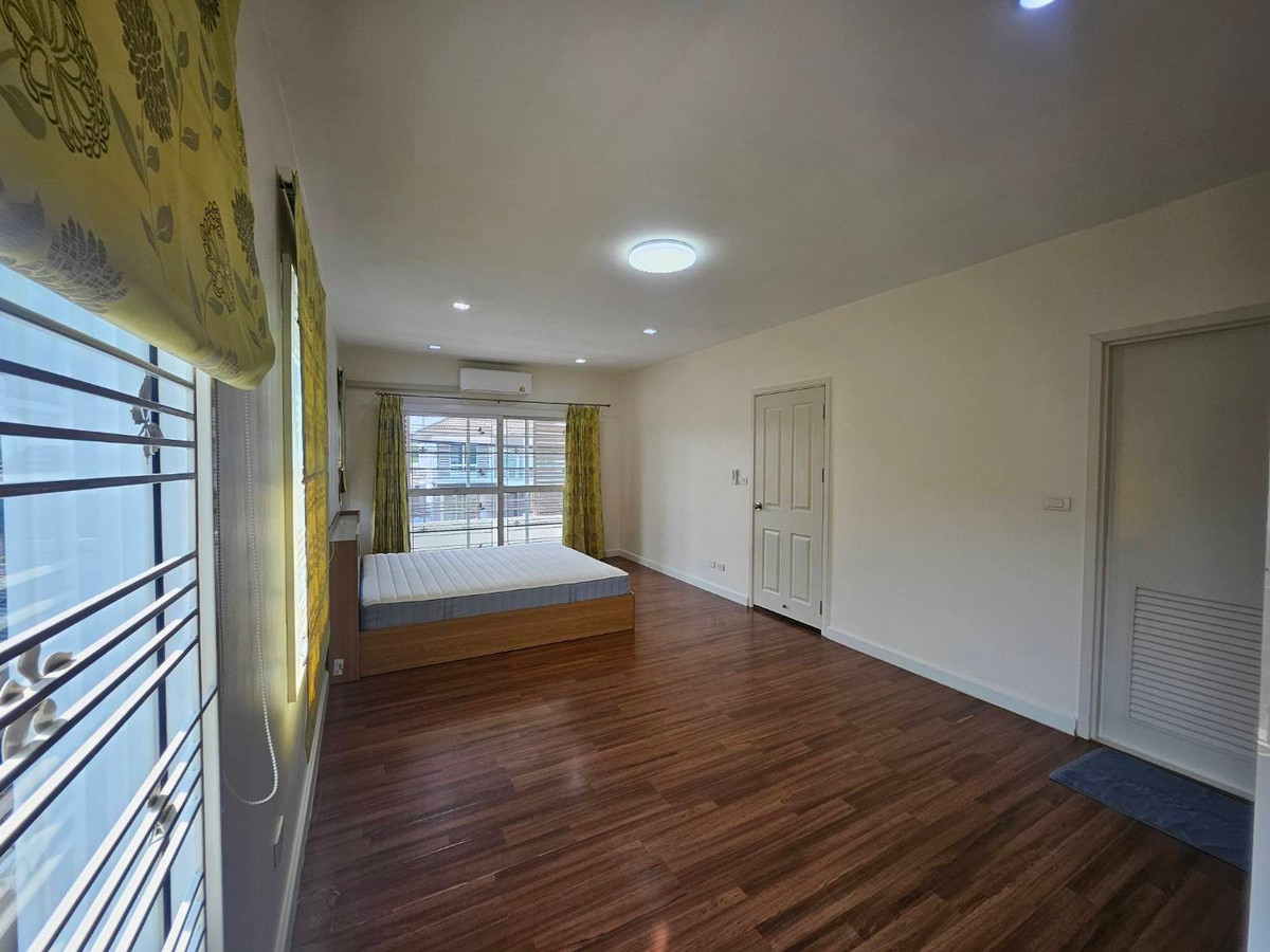 For RentHouseNonthaburi, Bang Yai, Bangbuathong : Single house for rent in Bang Yai | Widest backyard in the project, next to the main road | Near Central Westgate & MRT Pruksa Village Scenery 28