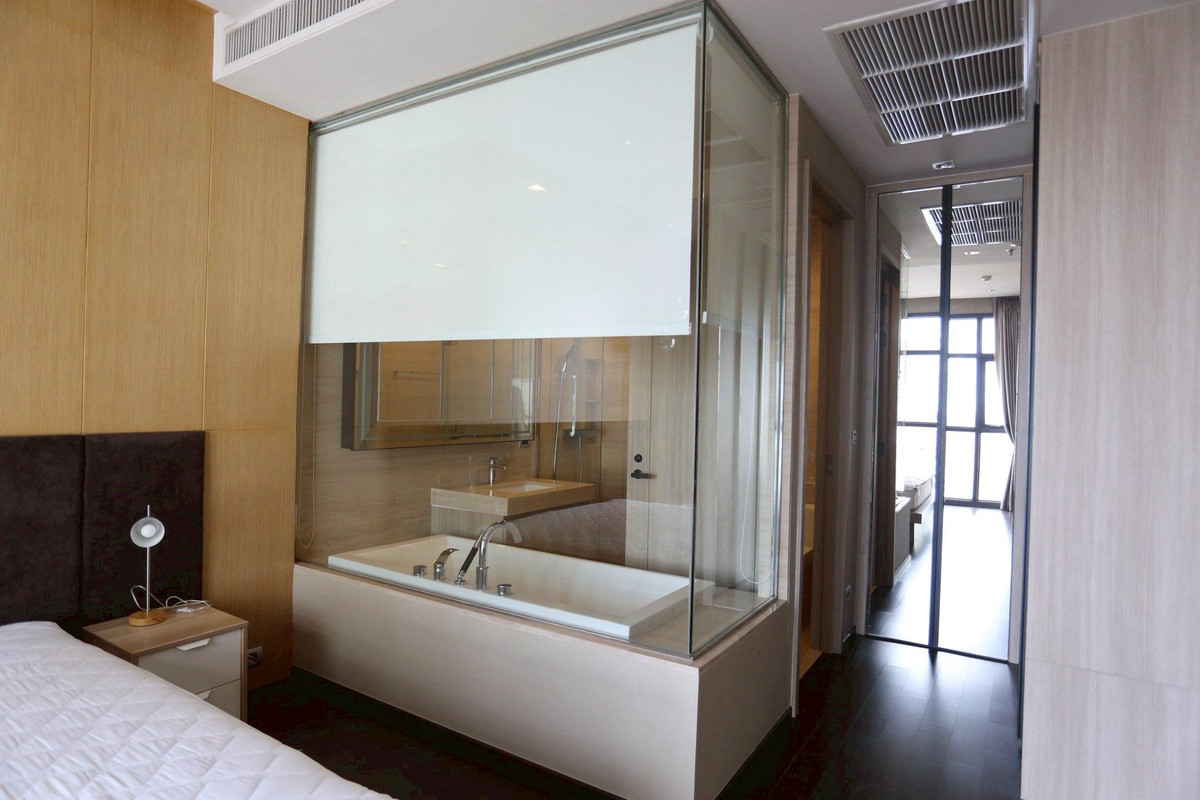 For RentCondoSukhumvit, Asoke, Thonglor : Condo The XXXIX by Sansiri, convenient travel, close to BTS, has a shuttle, fully furnished, ready to move in!