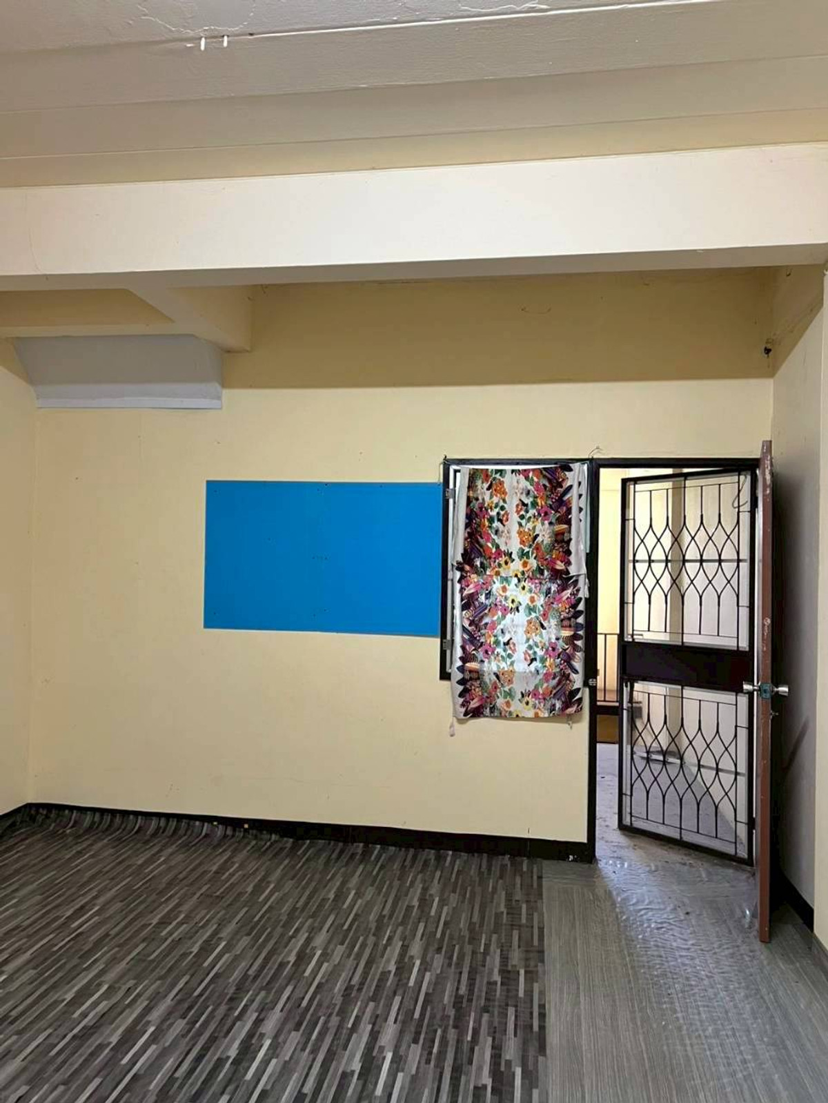 For SaleHome OfficeMin Buri, Romklao : Commercial building for sale, 3.5 floors, Sri Prajak Villa 1-2 (Ramkhamhaeng 156), Saphan Sung District, Bangkok, price 3,700,000 baht.