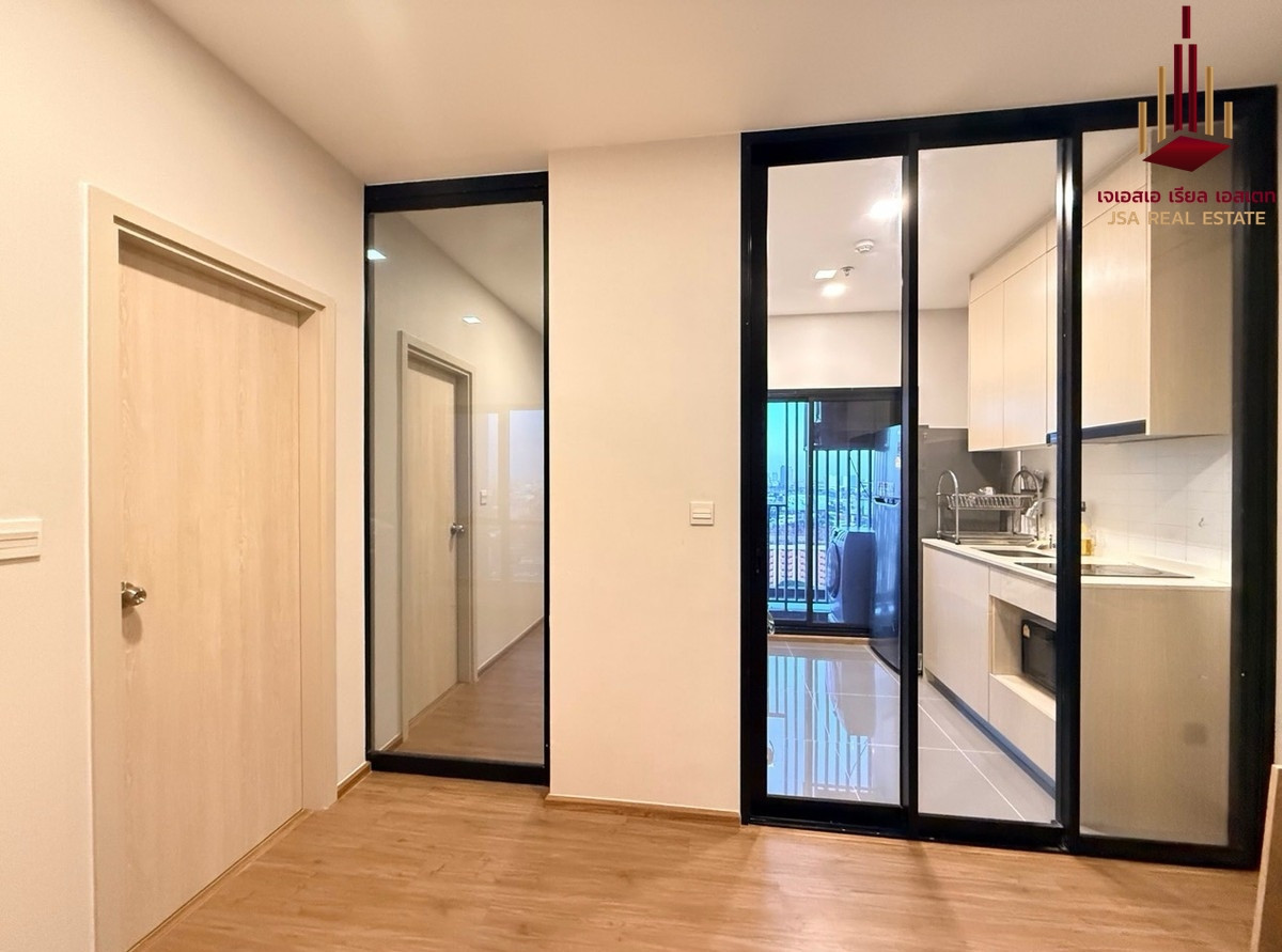 For SaleCondoRamkhamhaeng, Hua Mak : ✨ For Sale: Metris Rama 9 - Ramkhamhaeng Condo ✨ 💰 Only 3,150,000 THB