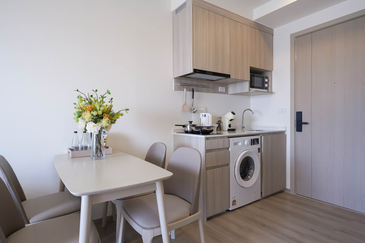 For RentCondoBangna, Bearing, Lasalle : 🔥Condo for rent Origin Place Bangna | 1 Bedroom Plus 35 sq m., complete functions, separated.