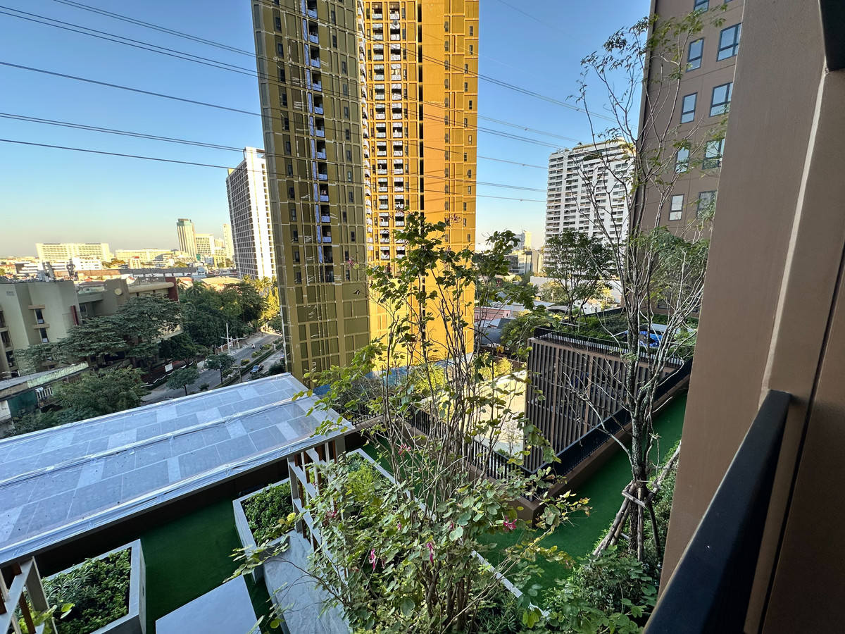 ให้เช่าคอนโดลาดพร้าว เซ็นทรัลลาดพร้าว : 🔥ให้เช่าด่วน🔥Metris District Ladprao ห้องใหม่มือ1 เลี้ยงสัตว์ได้ เฟอร์นิเจอร์ - เครื่องใช้ไฟฟ้าใหม่หมด เดินทางสะดวกใกล้ 5 แยกลาดพร้าว และห้างสรรพสินค้าต่างๆ ราคานี้ไม่มีอีกแล้ว ❗